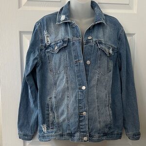 Madden NYC Classic Distressed Blue Denim Jean Jacket size Medium Barn Jacket